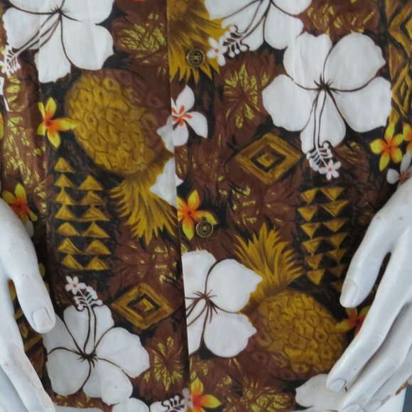 Vintage Hawaiian Shirt - Flowers on Brown by Royal Hawaiian - Men's Large - Picture 4 of 10
